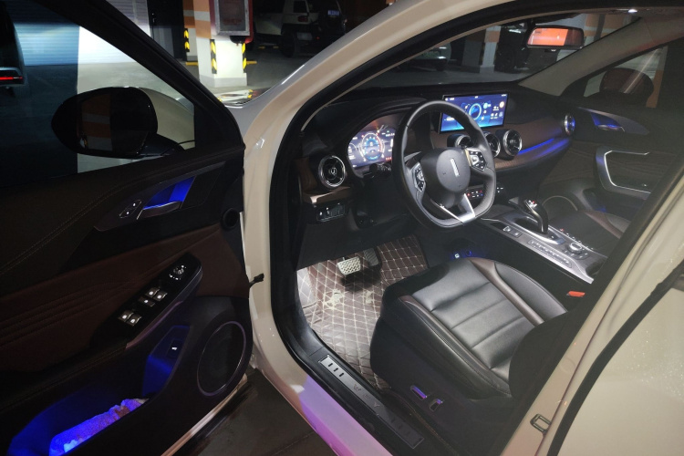 魏牌 VV5 2021款 1.5T 两驱智先锋中控内饰7003