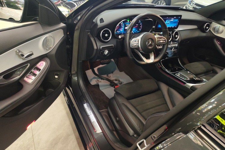 奔驰C级 2021款 C 260 星耀臻藏版中控内饰20