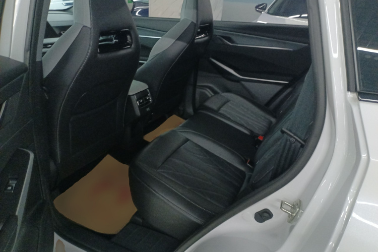 长安CS75 PLUS 2024款 第三代 冠军版 1.5T 智驾劲航型中控内饰21