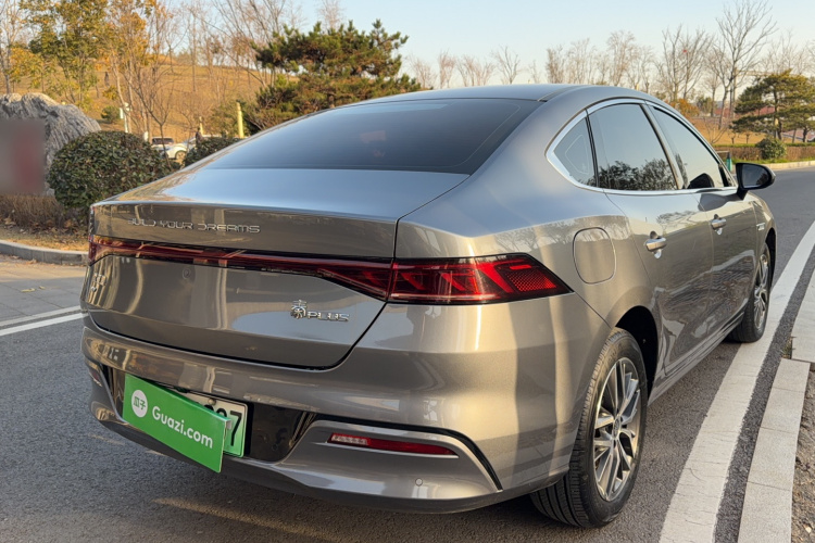 比亚迪 秦PLUS 2023款 冠军版 EV 420KM超越型车身外观6004