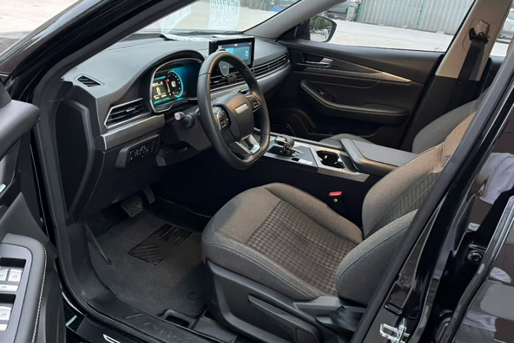 捷途X70S 2022款 1.5T DCT活力版 7座中控内饰7002