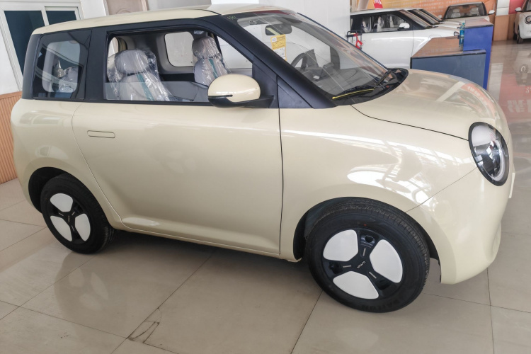 长安启源 长安Lumin 2024款 130km 清悦款车身外观6002