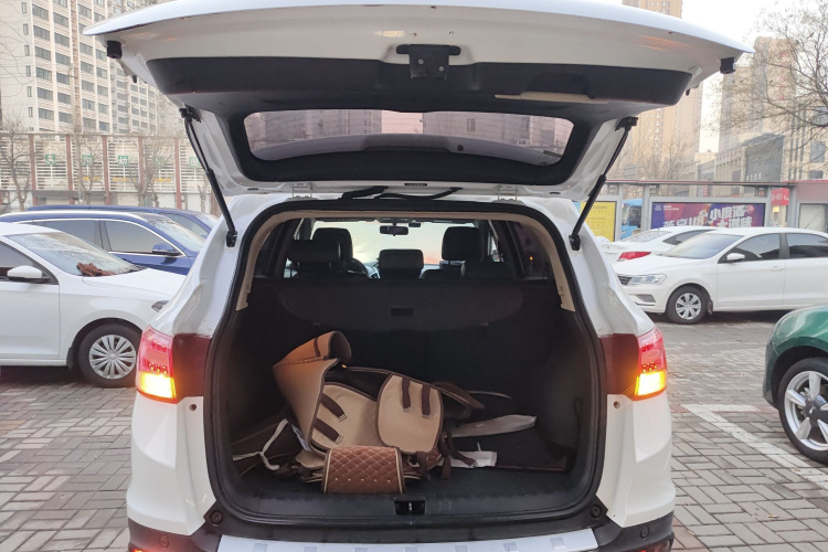 东风风神AX7 2015款 2.3L 自动智尊型机舱底盘23