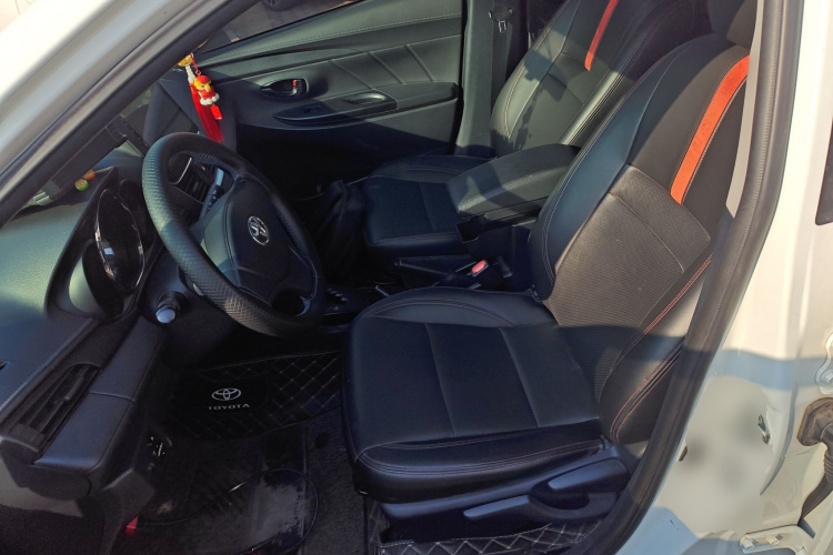 丰田 YARiS L 致炫 2021款 1.5L CVT领先版中控内饰19