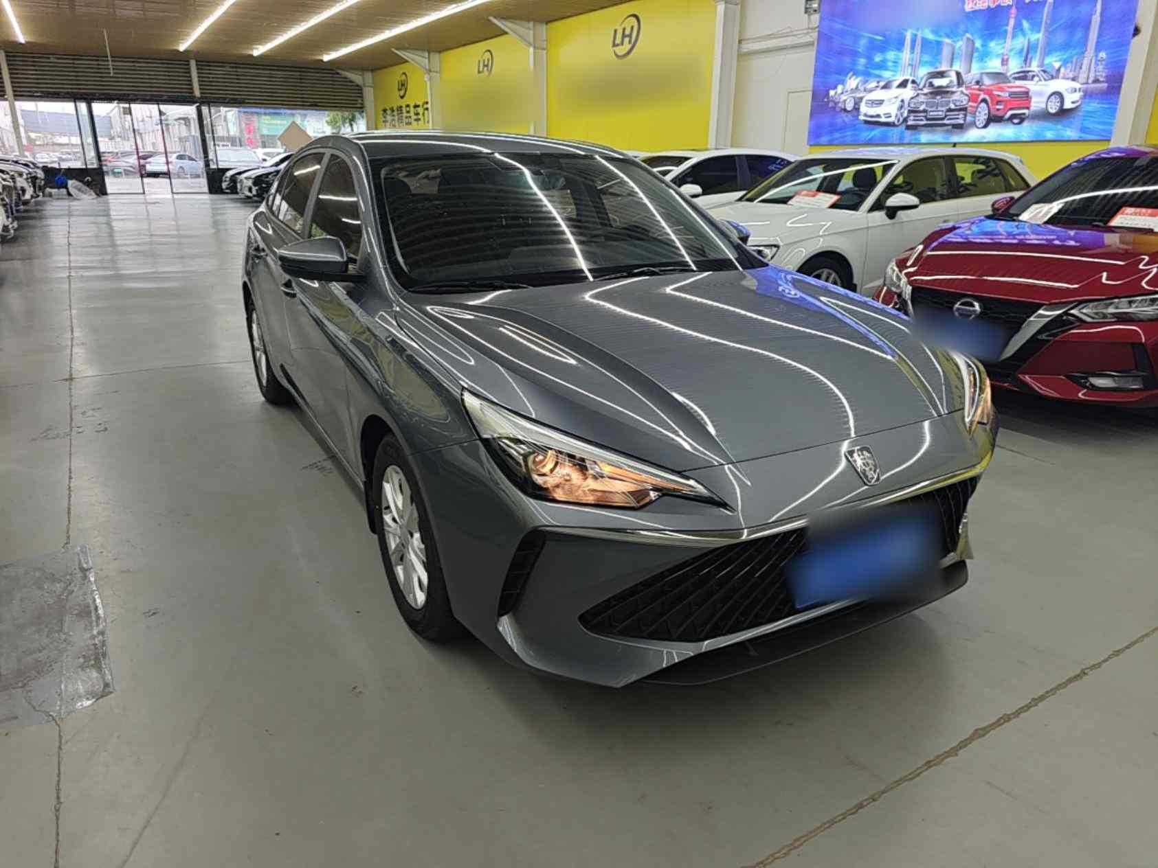 荣威i5 2023款 1.5L 手动舒享版(5)