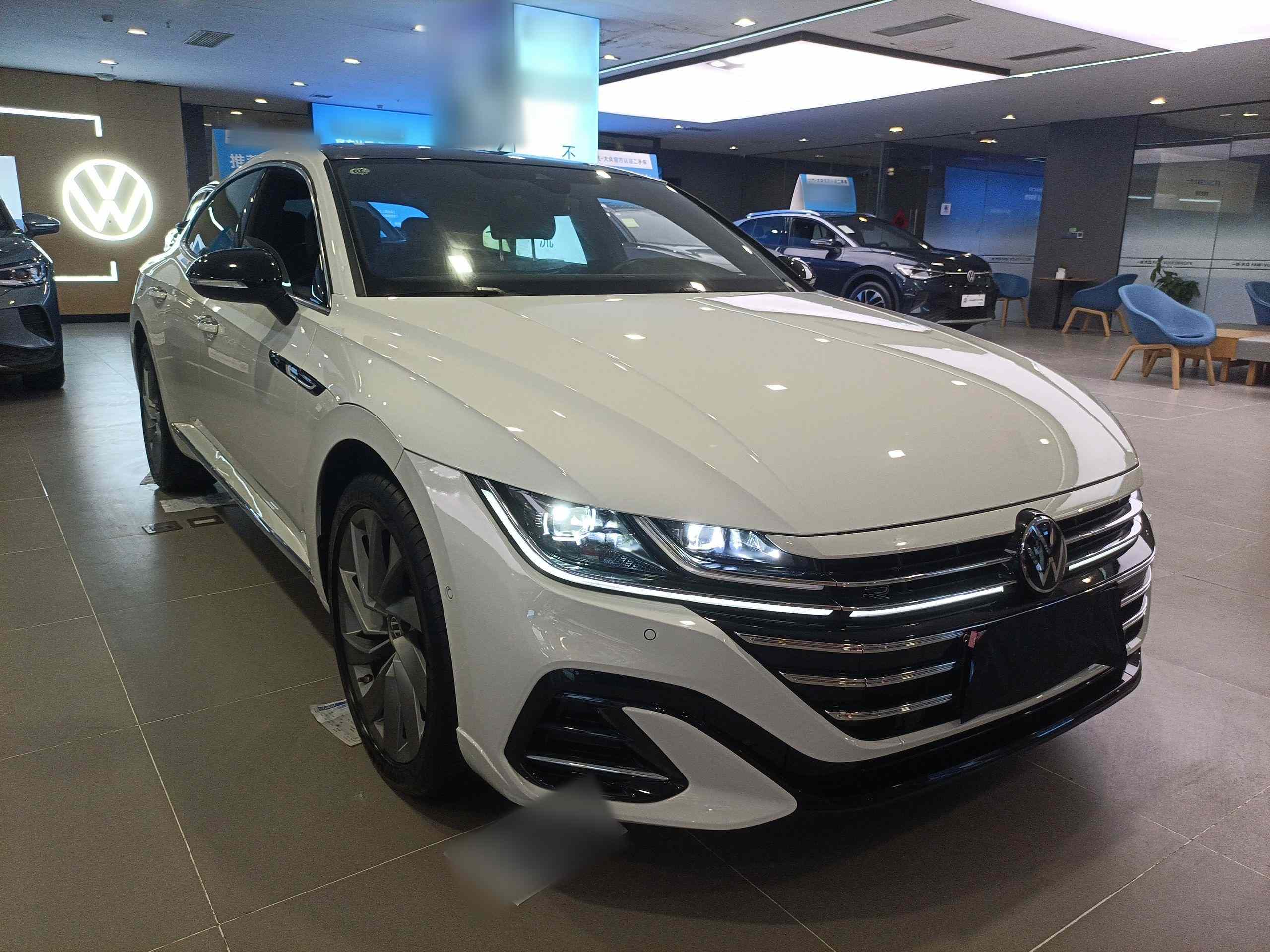 一汽-大众CC 2024款 380TSI 夺目版(3)