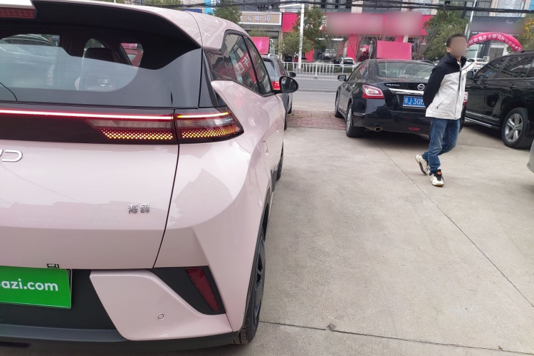 比亚迪 海鸥 2025款 305km 活力版车身外观9