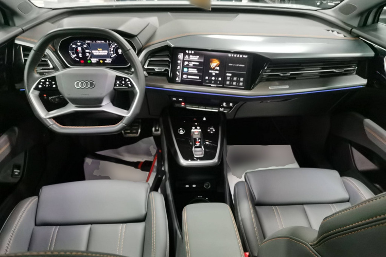 奥迪Q4 e-tron 2024款 40 e-tron 创行版中控内饰12