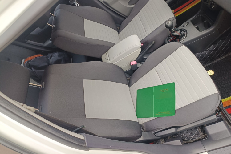 铃木 雨燕 2013款 1.3L 手动超值版局部细节41