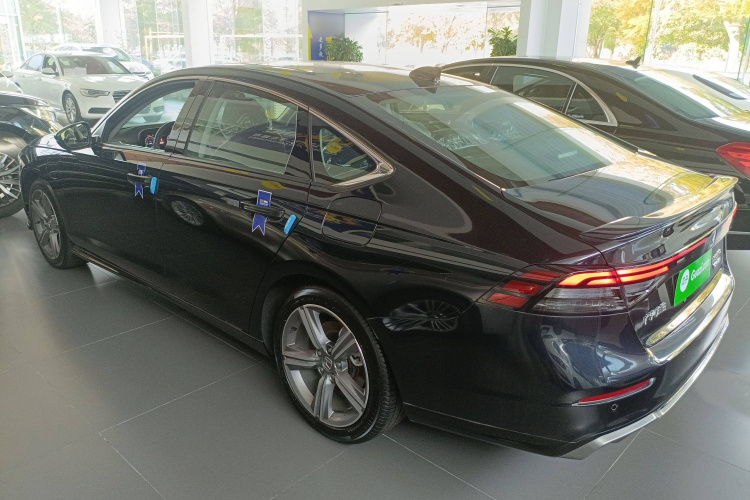 本田 雅阁新能源 2023款 2.0L e:PHEV 尊贵版车身外观6003