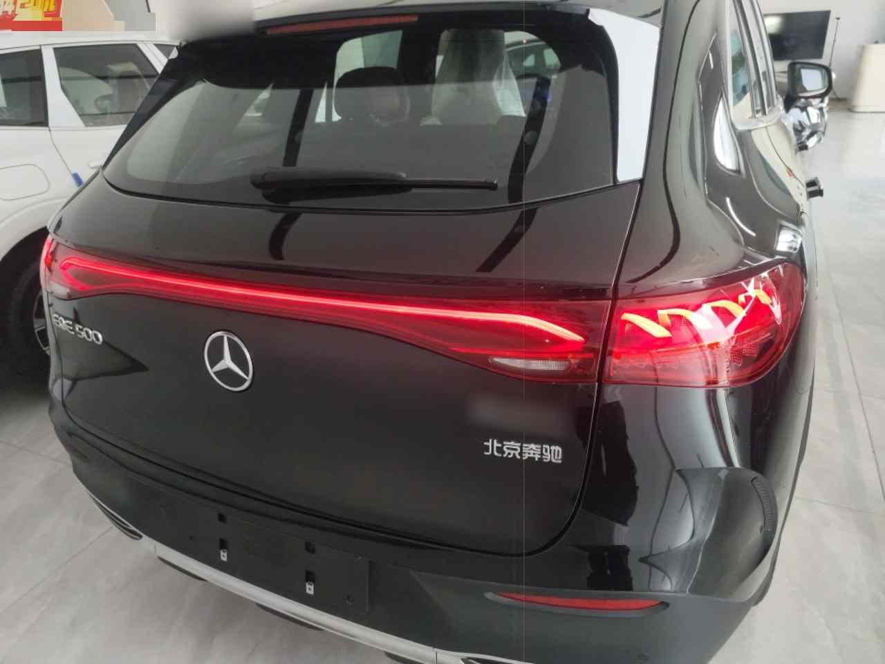 奔驰EQE SUV 2024款 500 4MATIC 先锋版(4)