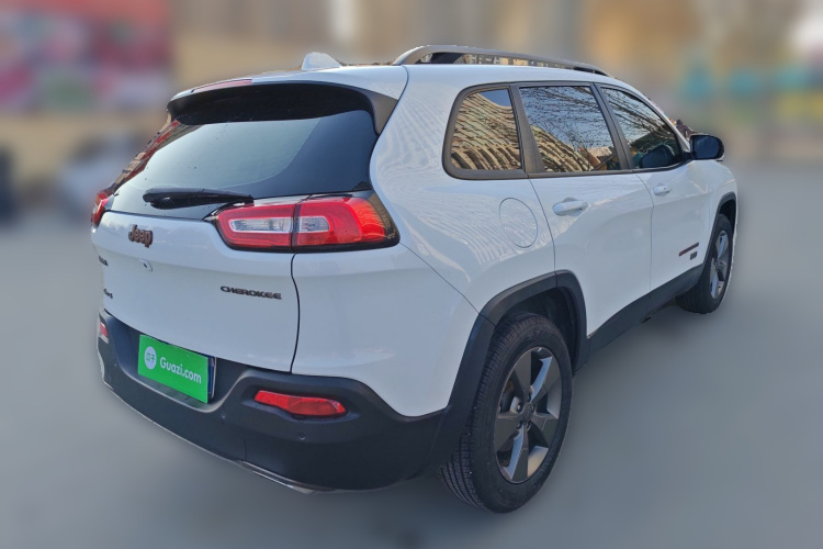 Jeep 自由光 2016款 2.4L 75周年致敬版车身外观7