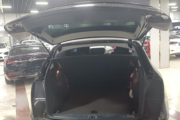 奥迪Q5 2017款 40 TFSI 舒适型局部细节23