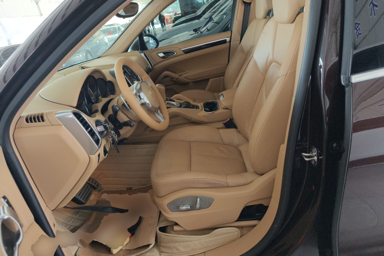 保时捷 2011款 Cayenne 3.0T中控内饰19