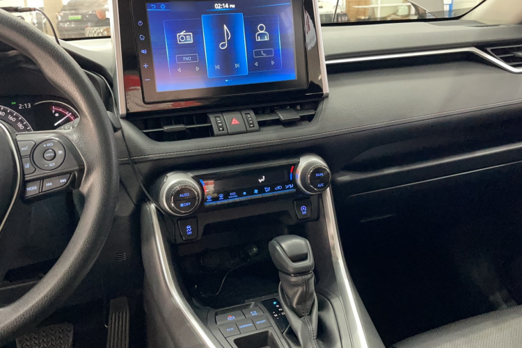 丰田 RAV4荣放 2020款 2.0L CVT两驱风尚版局部细节16