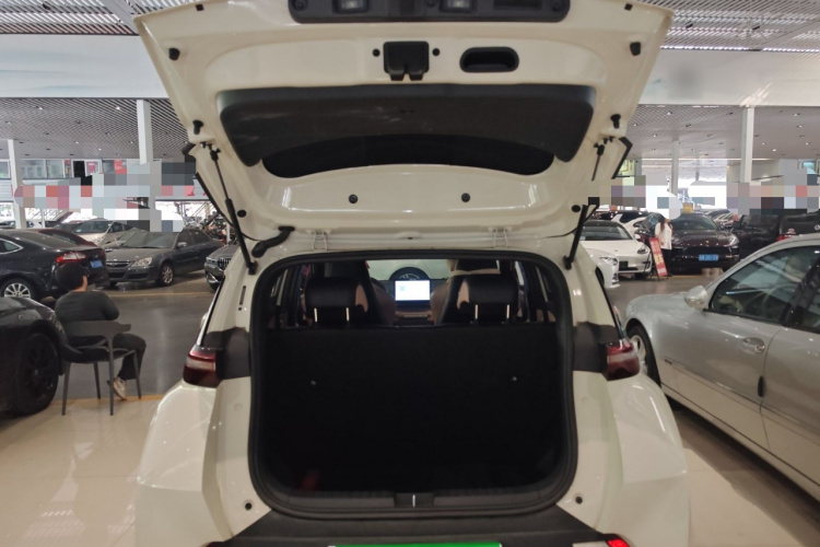 比亚迪 海鸥 2023款 活力版机舱底盘23