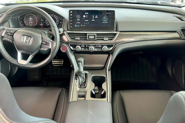 本田 雅阁 2022款 260TURBO 幻夜·尊贵版中控内饰7005