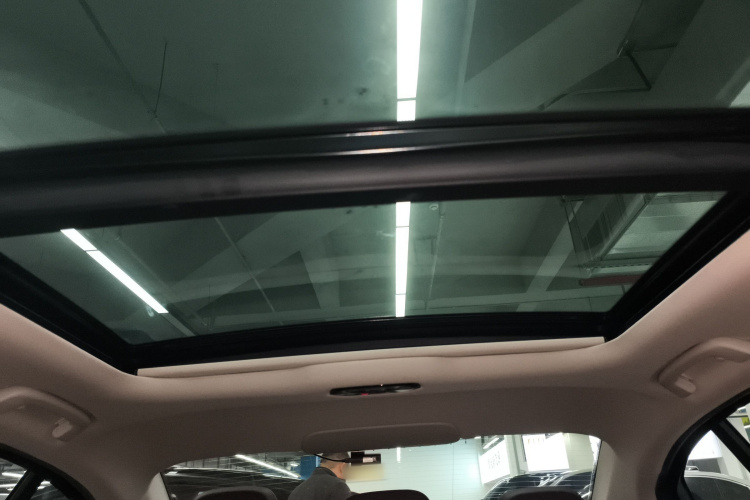 宝马i3 2022款 eDrive 35 L局部细节22