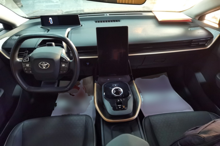 丰田bZ3 2023款 616km 长续航Premium中控内饰12