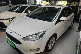 福特 福克斯 2015款 两厢 EcoBoost 125 自动超能风尚型