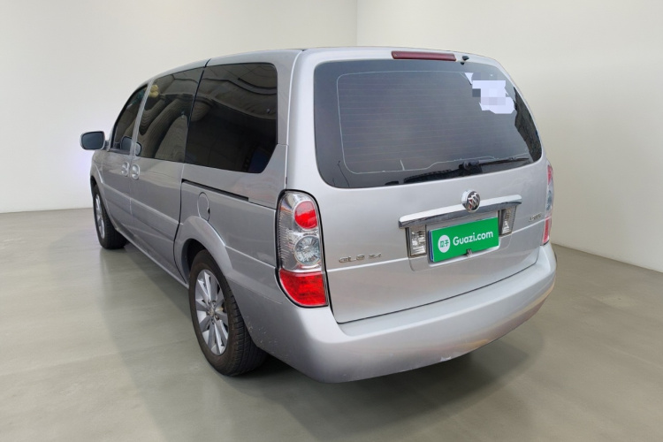 别克GL8 2014款 2.4L 经典版车身外观5