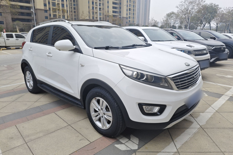 起亚 智跑 2016款 2.0L 手动两驱版GL车身外观3