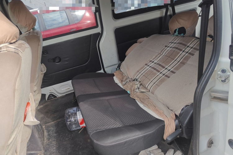 金杯 金海狮 2021款 1.5L 客车工程狮 7座中控内饰7004