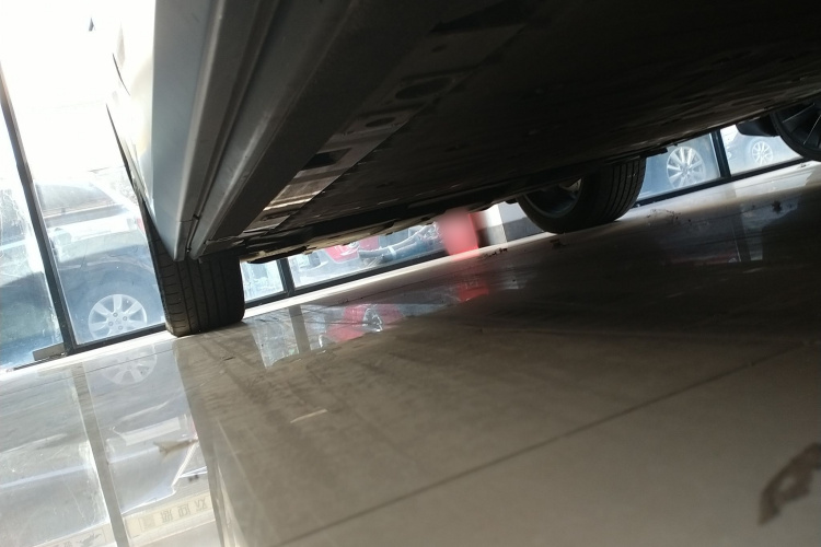 蔚来ES8 2022款 100kWh 领航版 六座局部细节9001