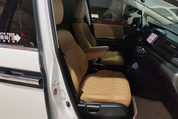 本田 艾力绅 2016款 2.4L 舒适版局部细节41