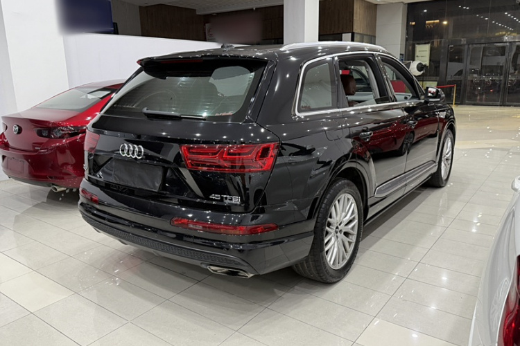 奥迪Q7 2016款 45 TFSI 技术型车身外观6003