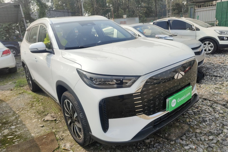 奇瑞 风云T8 2025款 1.5T 130km 舒适版5座车身外观3