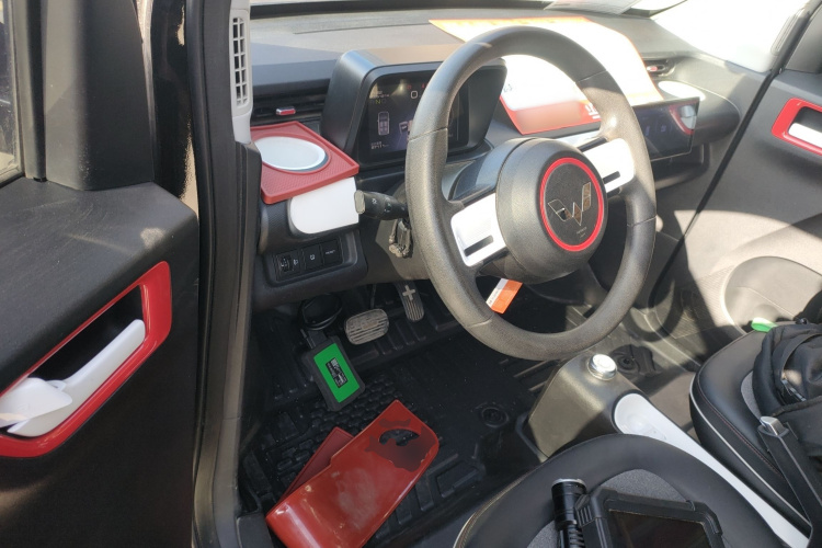 五菱汽车 宏光MINIEV 2022款 GAMEBOY 300km 玩咖款 磷酸铁锂中控内饰20