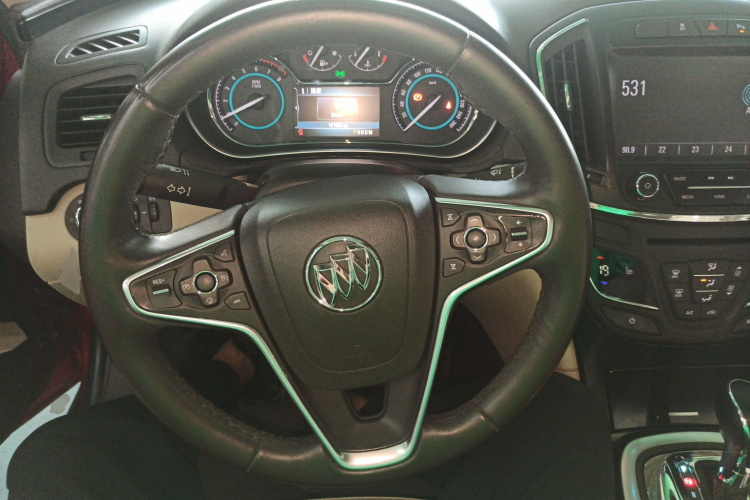 别克 君威 2014款 2.0L 精英时尚型局部细节13