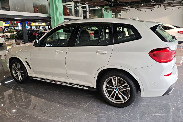 宝马X3 2018款 xDrive25i M运动套装 国VI车身外观4