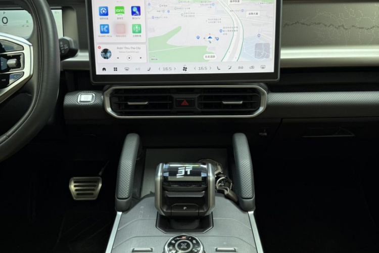 捷途旅行者 2023款 2.0T 四驱征服PRO中控内饰7003