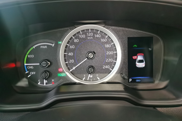 丰田 雷凌 2022款 双擎 1.8H E-CVT豪华版局部细节14