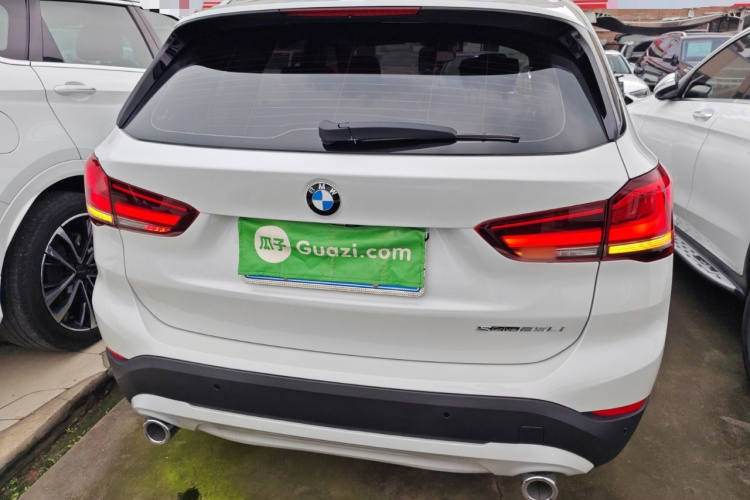 宝马X1 2021款 改款 sDrive25Li 领先型车身外观6