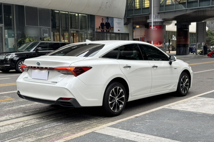 丰田 亚洲龙 2023款 双擎 2.5L 豪华版车身外观6006