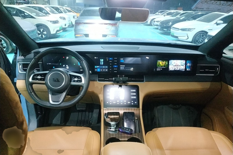 理想汽车 理想ONE 2021款 增程6座版中控内饰12