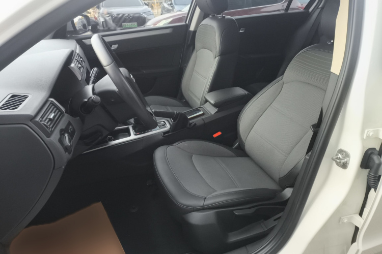 观致3 2016款 都市SUV 1.6T 自动致悦型局部细节19