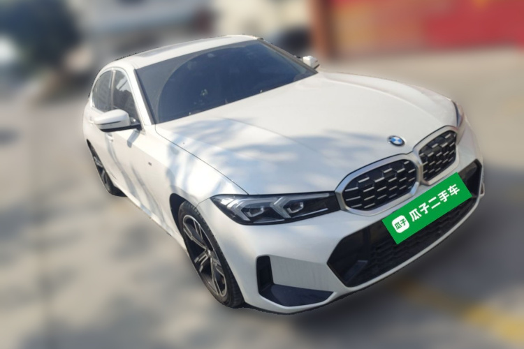 宝马3系 2023款 325i M运动套装车身外观6002
