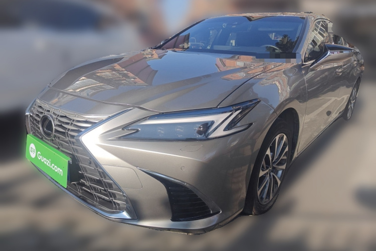 雷克萨斯ES 2025款 200 臻享版车身外观1