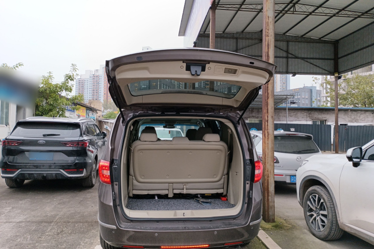 别克GL8 2017款 25S 舒适型 国V局部细节23