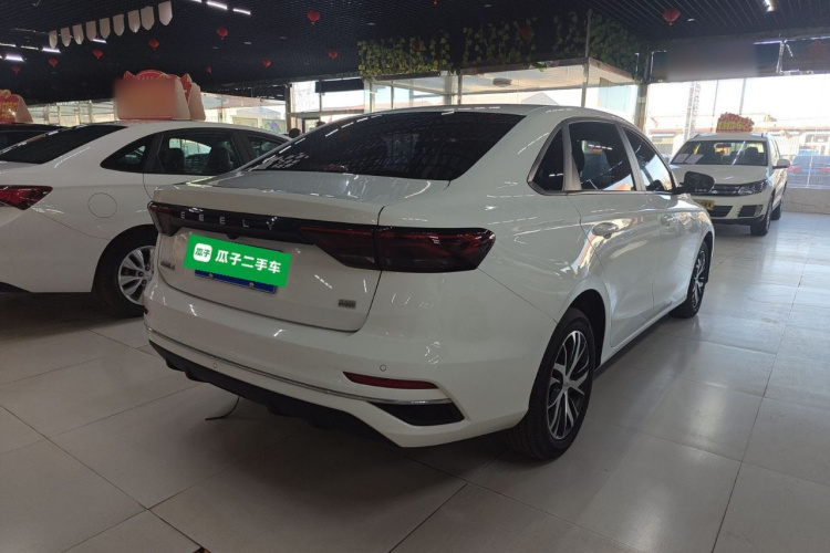 吉利汽车 帝豪 2022款 第4代 1.5L CVT精英型车身外观7