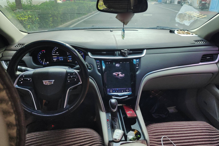 凯迪拉克XTS 2016款 28T 技术型中控内饰7002