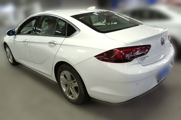 别克 君威 2019款 20T 精英型 国V车身外观5