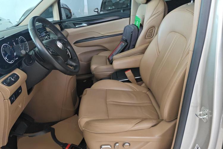 别克GL8 2020款 ES陆尊 653T 尊享型中控内饰19