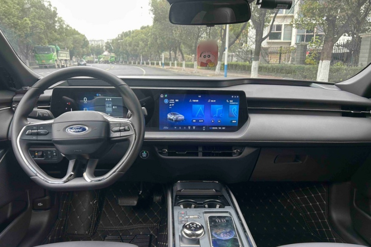 福特 蒙迪欧 2025款 1.5T EcoBoost 舒雅型中控内饰7004