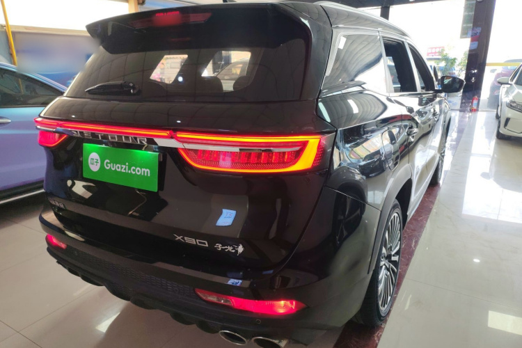 捷途X90 2023款 子龙 2.0T DCT常胜版 5座车身外观7