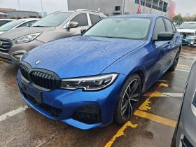 宝马3系 2021款 330i M运动曜夜套装